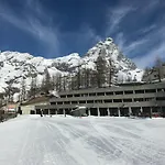 I Dadi Cielo Alto Cir Vda Valtournenche 0446 * ברויל-קרוויניה