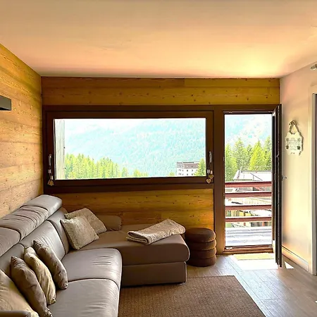 I Dadi Cielo Alto Cir Vda Valtournenche 0446 アパート